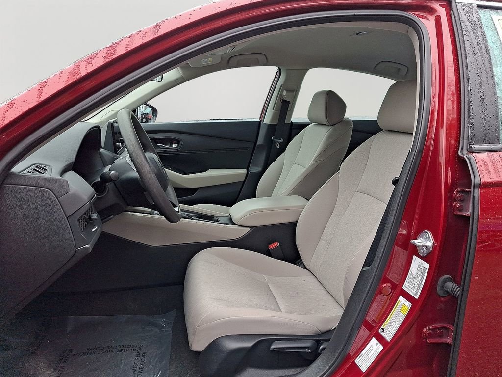 Used 2023 Honda Accord LX image 13