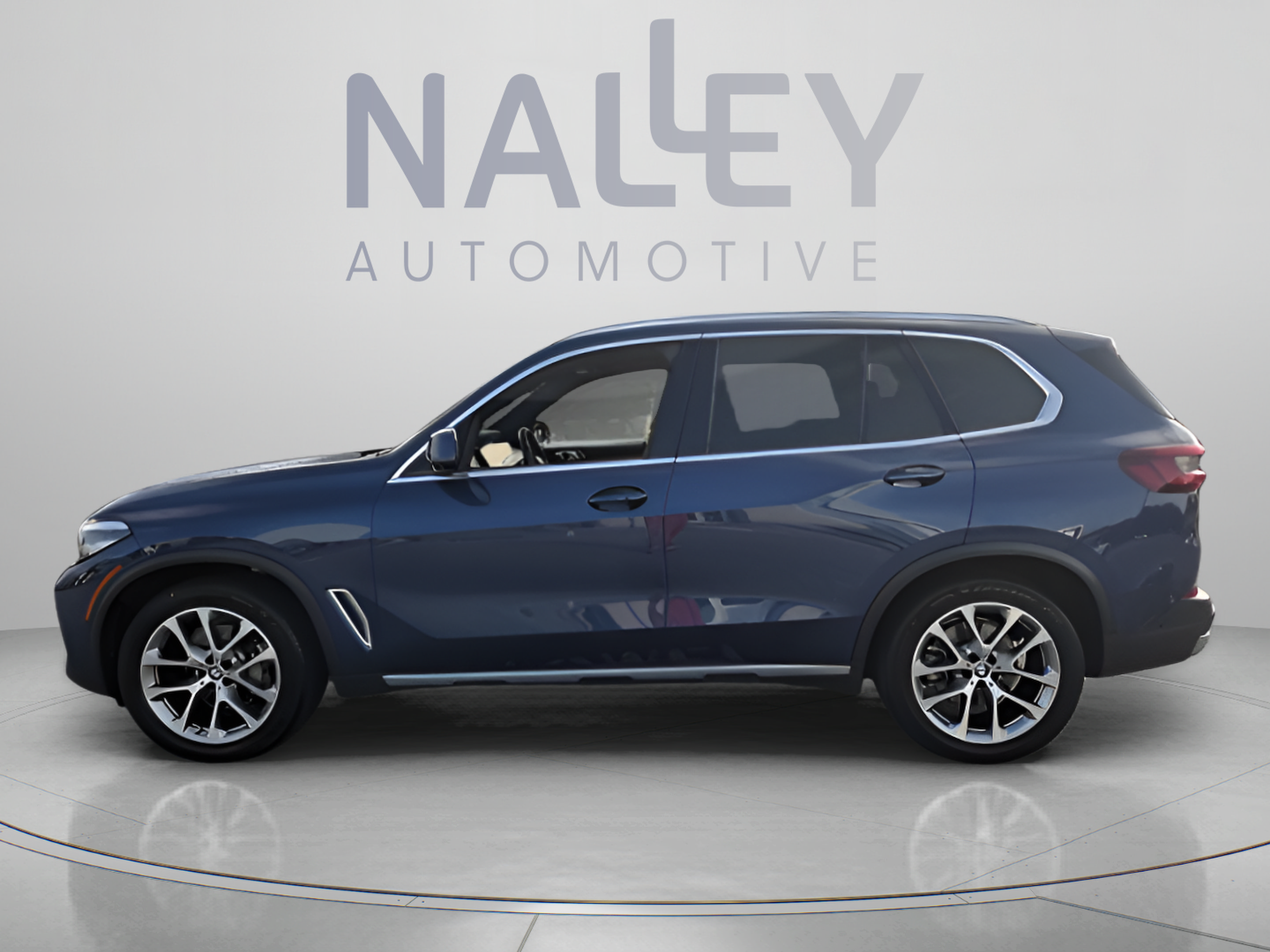 Used 2022 BMW X5 sDrive40i RWD image 2