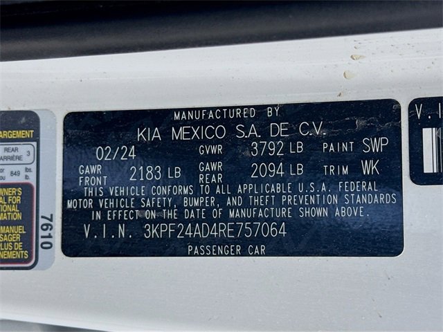 Used 2024 Kia Forte LXS image 29