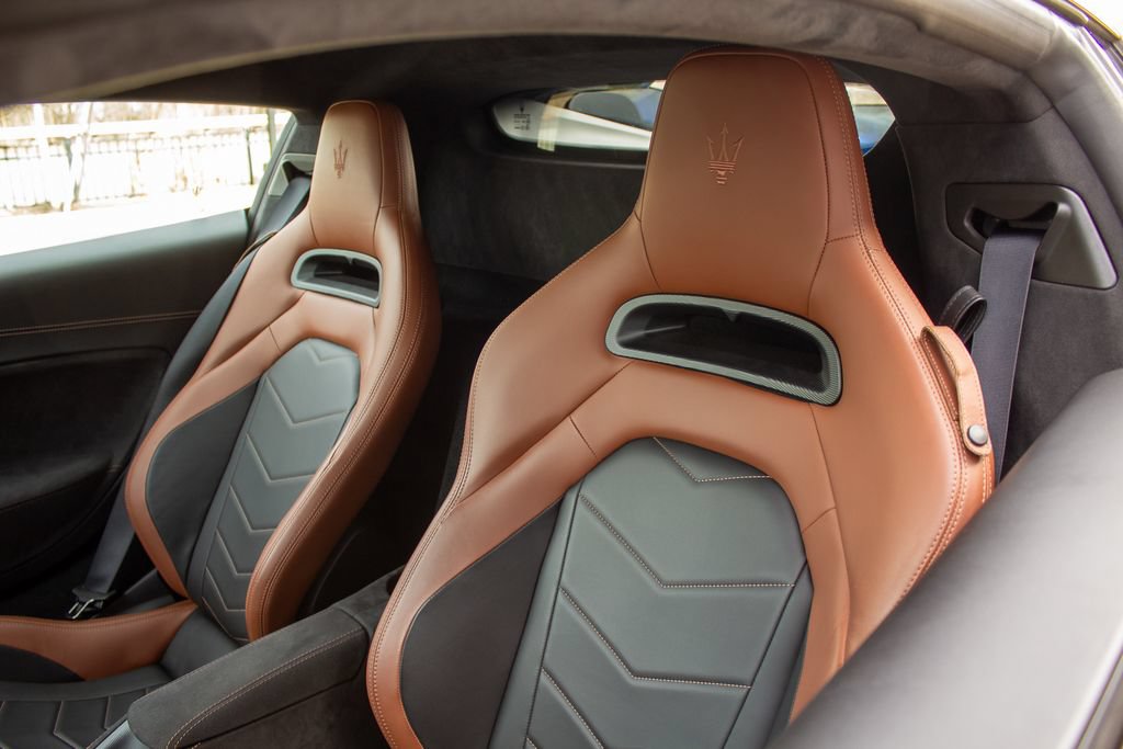 Used 2022 Maserati MC20 Coupe RWD image 13