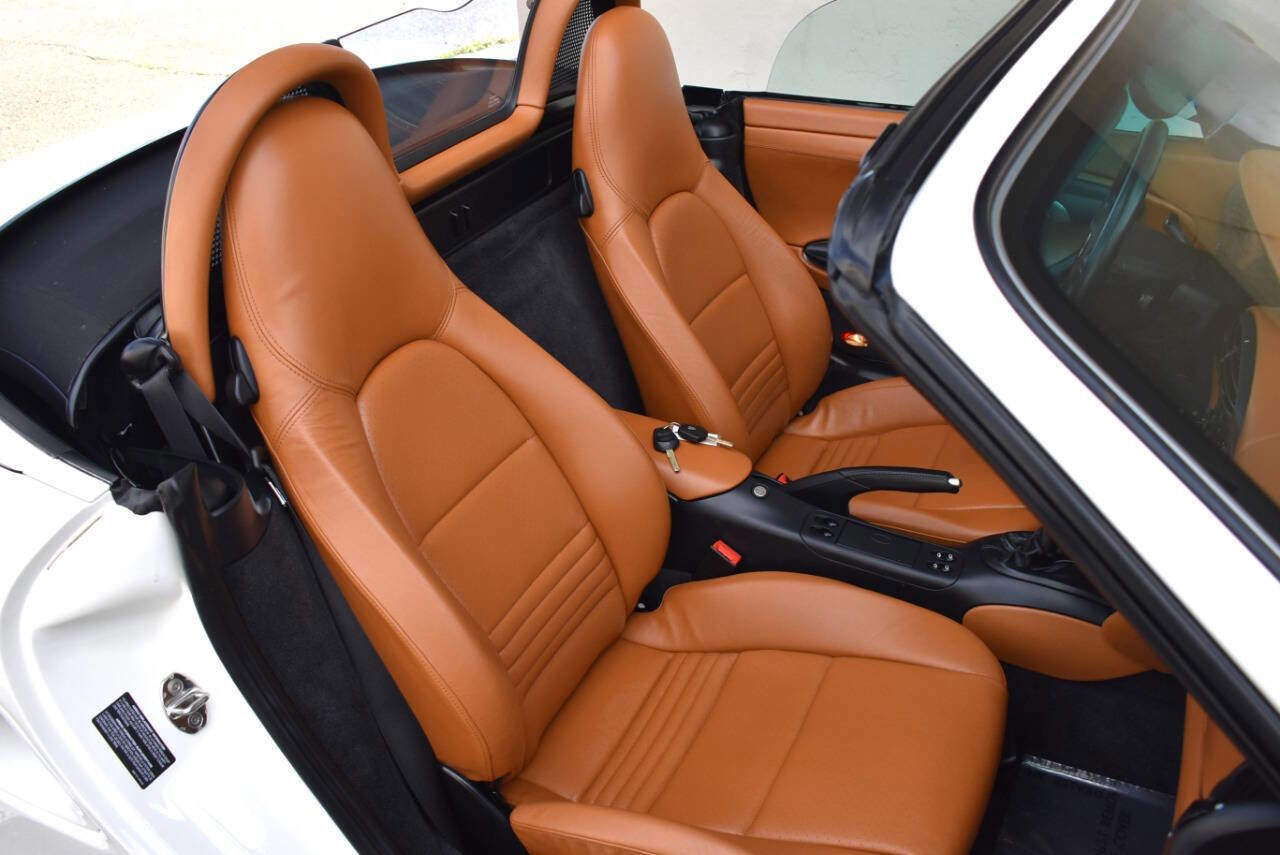 Used 2001 Porsche Boxster S RWD image 51