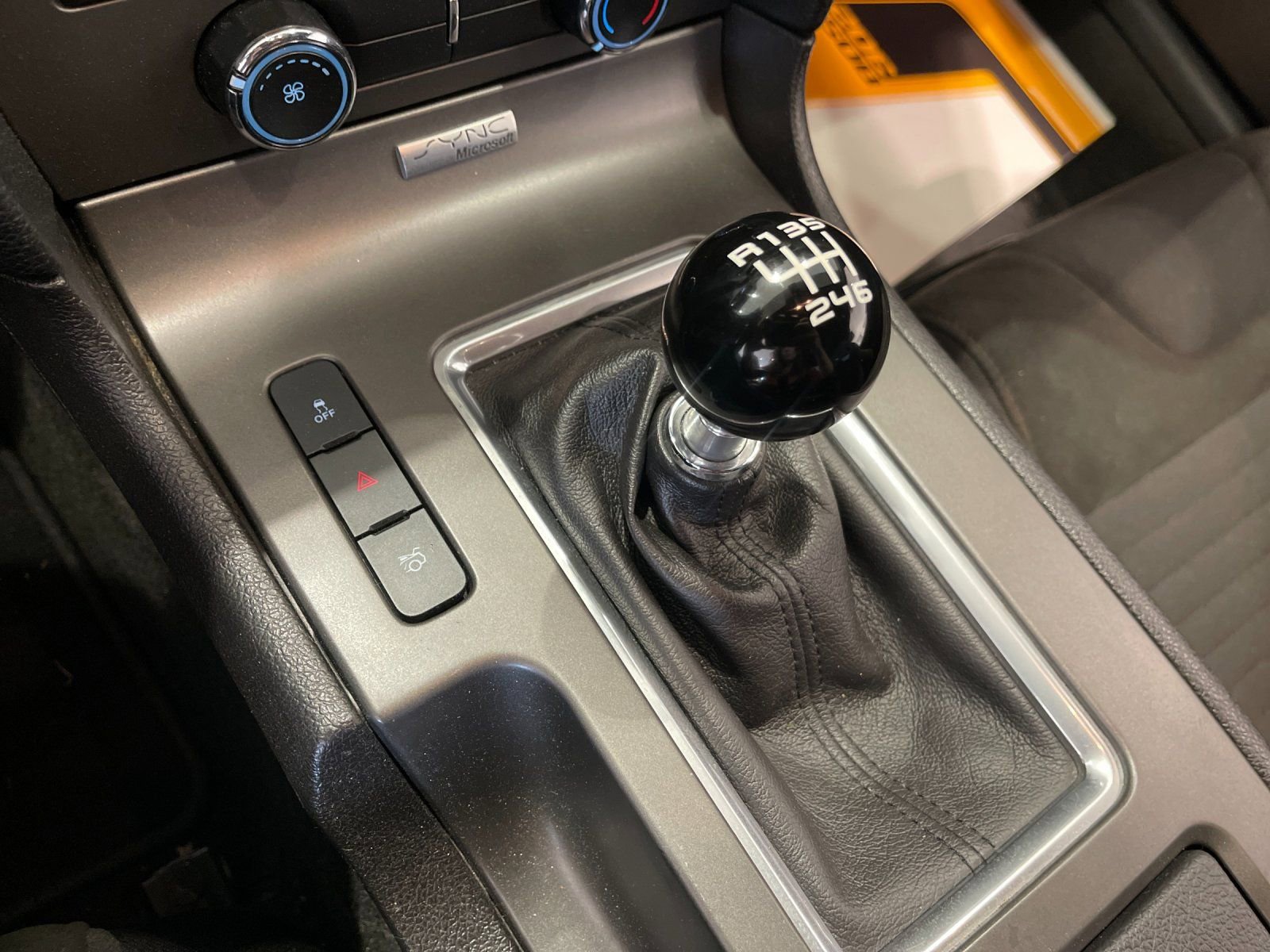 Used 2013 Ford Mustang Boss 302 w/ Boss 302 Accessory Pkg image 21