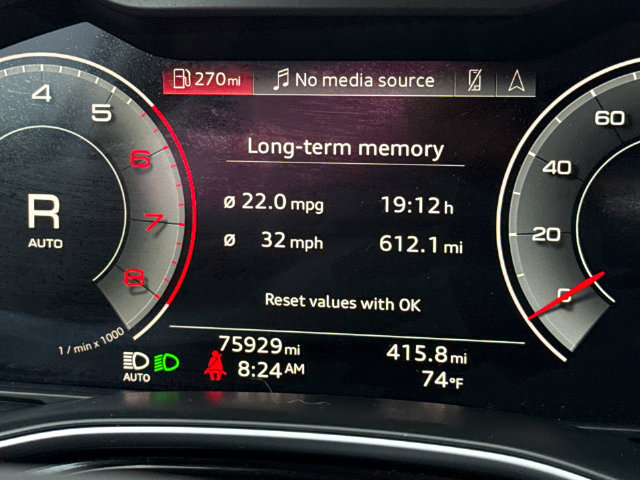 Used 2022 Audi Q8 Premium Plus AWD/4WD image 31