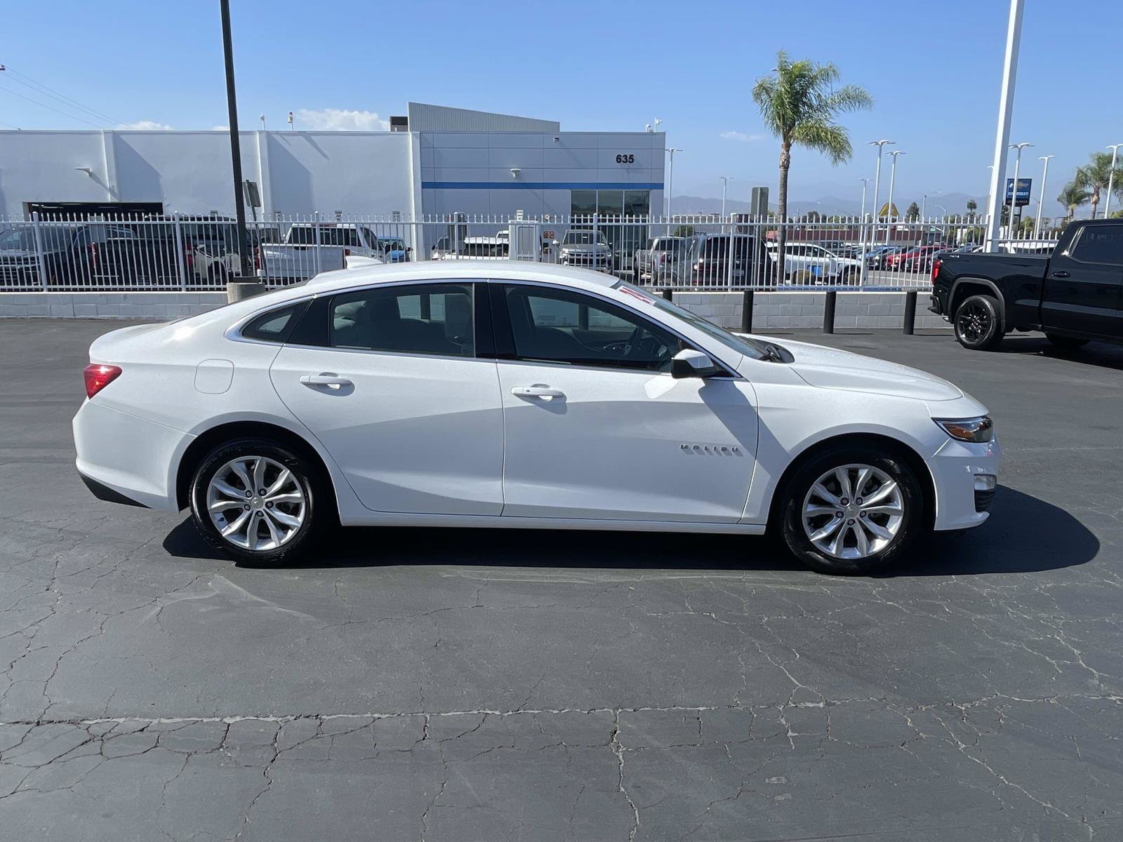 Used 2024 Chevrolet Malibu LT FWD image 7