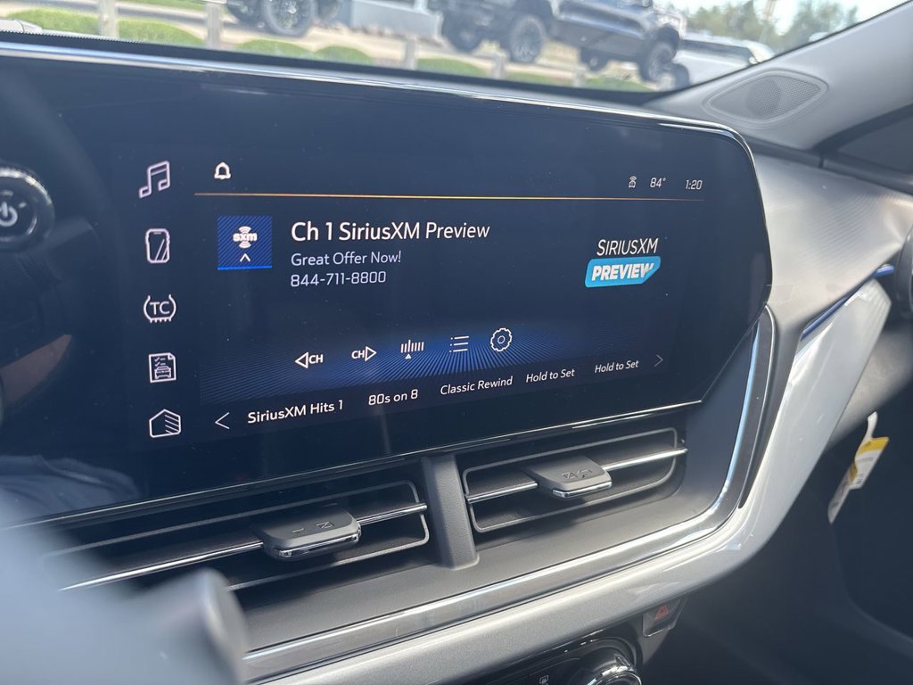 New 2026 Chevrolet Trax LT w/ Midnight Edition FWD image 16