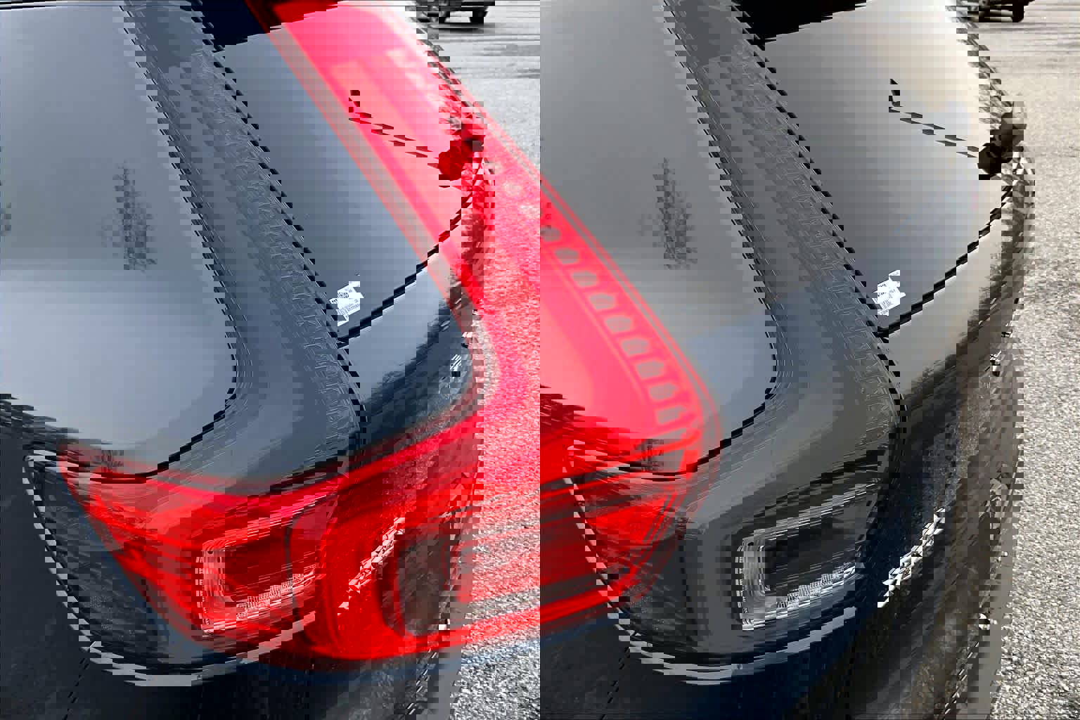 Used 2026 Volvo XC40 B5 Core w/ Climate Package image 28