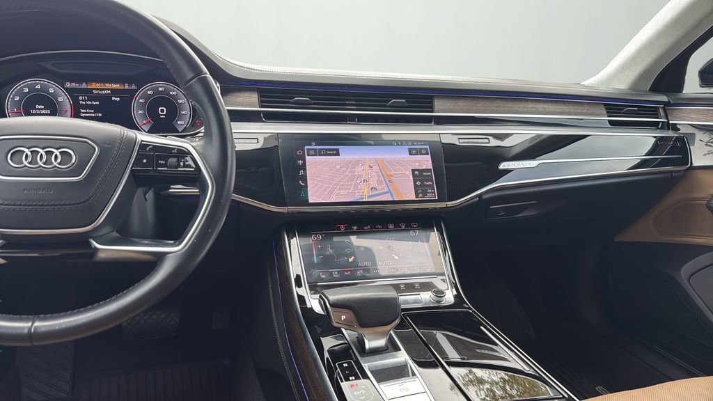 Used 2019 Audi A8 L 3.0T w/ Luxury Package image 12