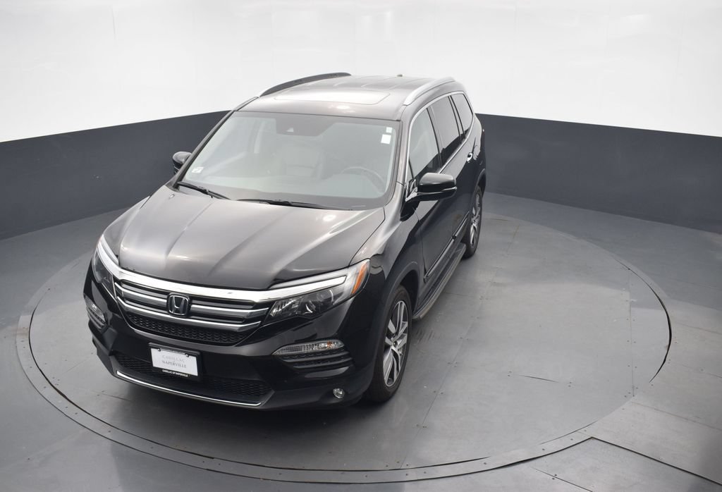 Used 2017 Honda Pilot Touring image 41