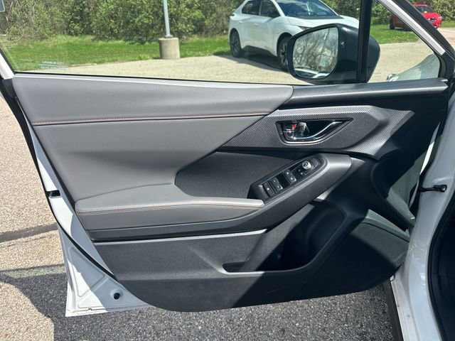 Certified 2025 Subaru Crosstrek 2.5i Limited w/ Crosstrek Mirror Package image 11