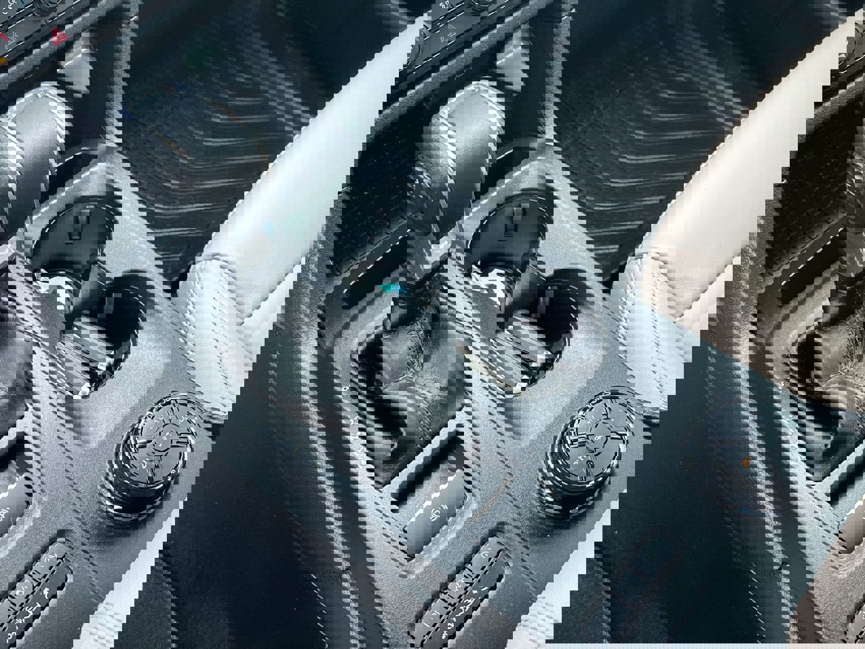 Used 2025 Ford Ranger Lariat w/ FX4 Off-Road Package image 20