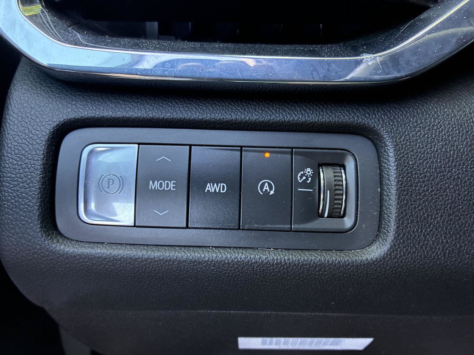 Used 2025 GMC Acadia Elevation AWD/4WD image 37