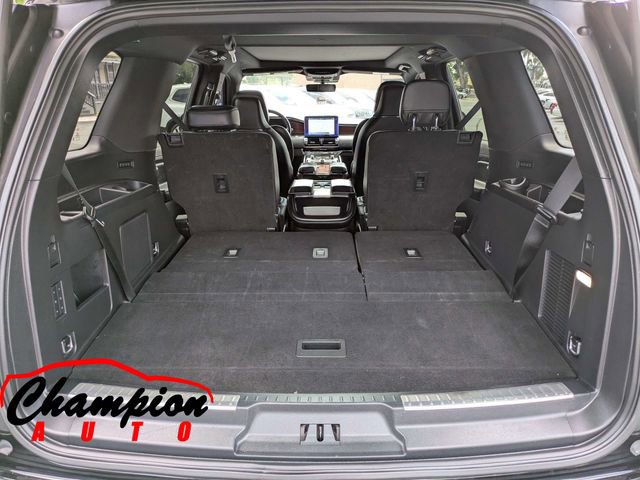 Used 2018 Lincoln Navigator Reserve w/ Technology Package AWD/4WD image 15