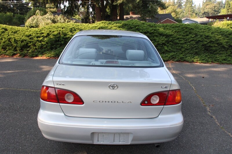 Used 2002 Toyota Corolla LE FWD image 10