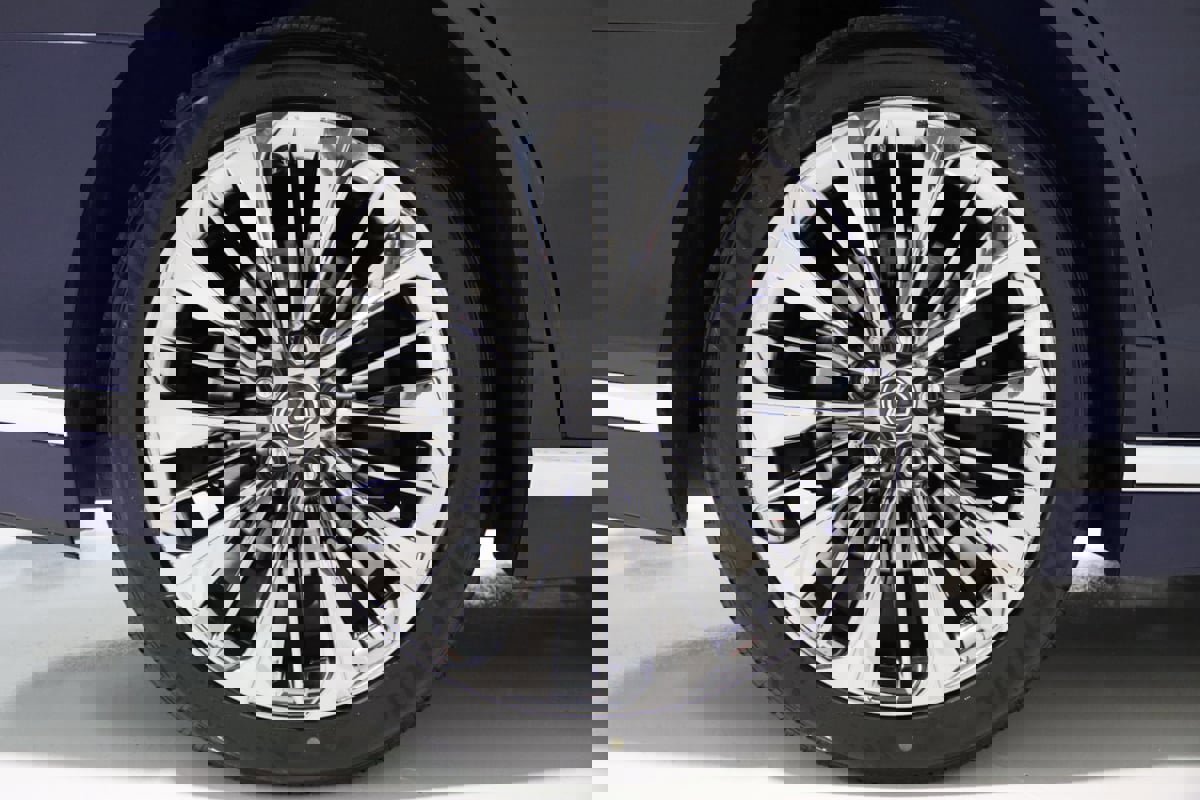 Used 2019 Lexus LS 500 AWD image 82