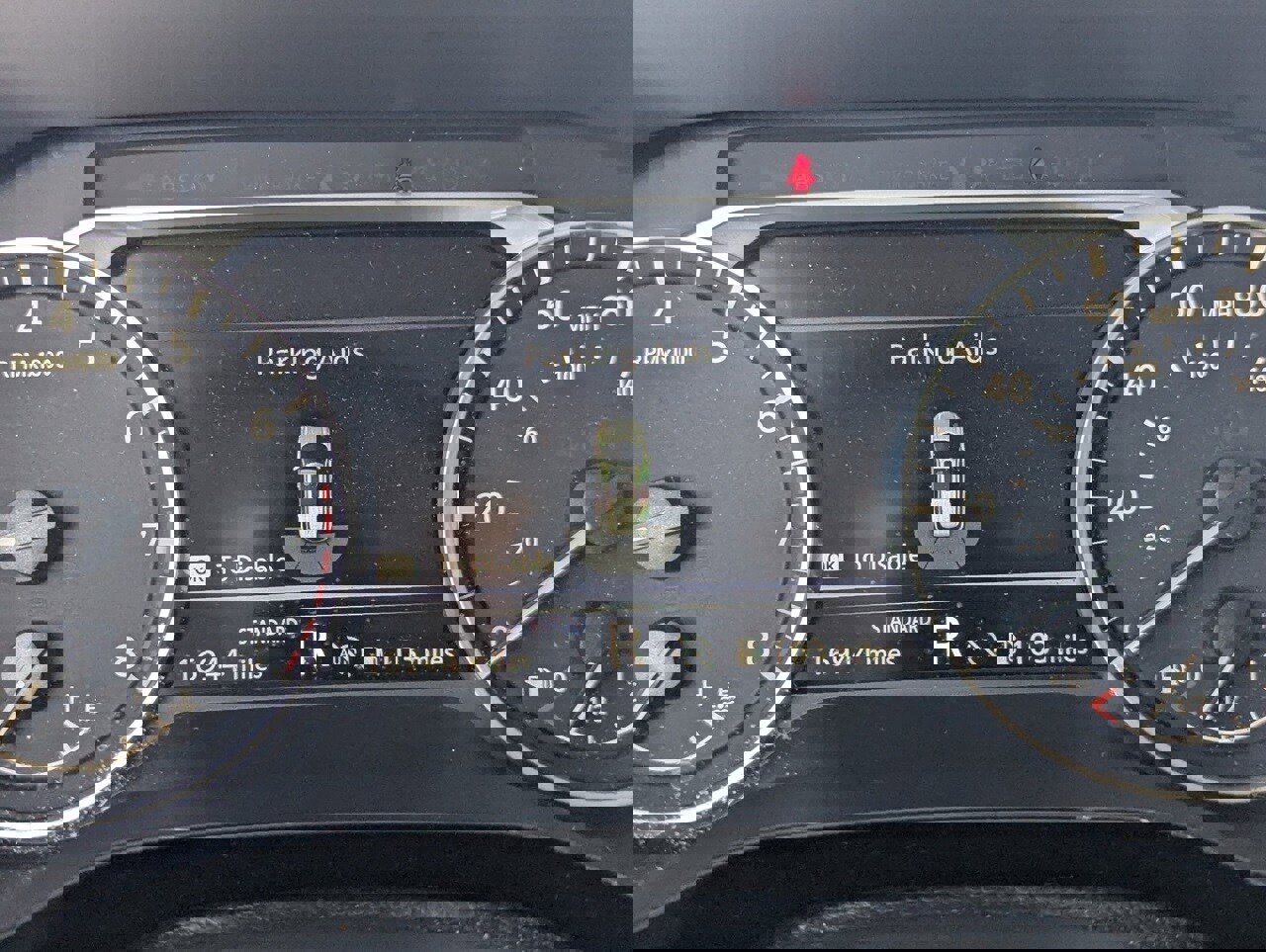 Certified 2024 Nissan Pathfinder SV image 29