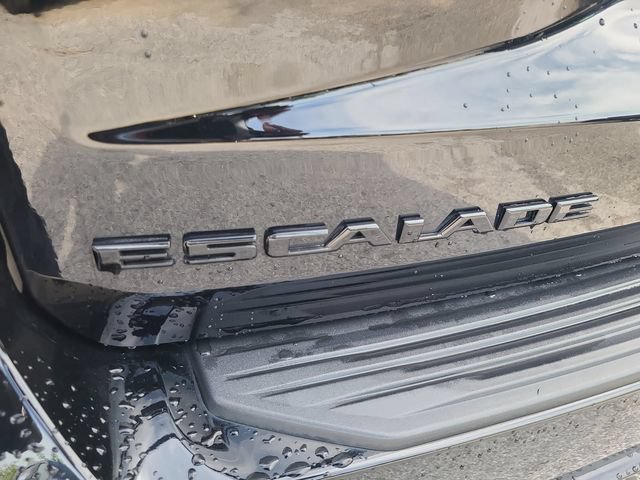 Used 2023 Cadillac Escalade Premium Luxury w/ Performance Package RWD image 37