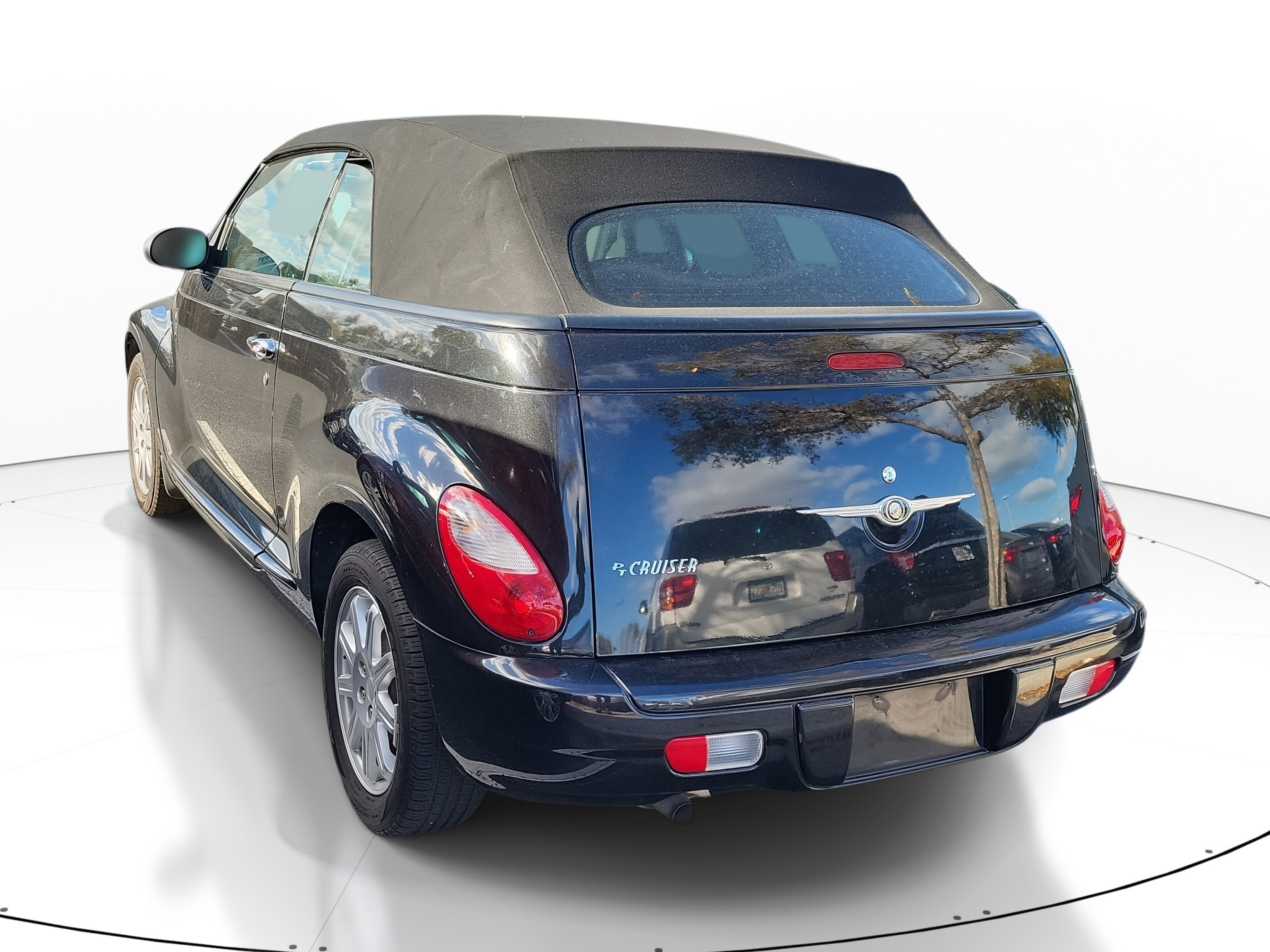 Used 2008 Chrysler PT Cruiser Touring image 4