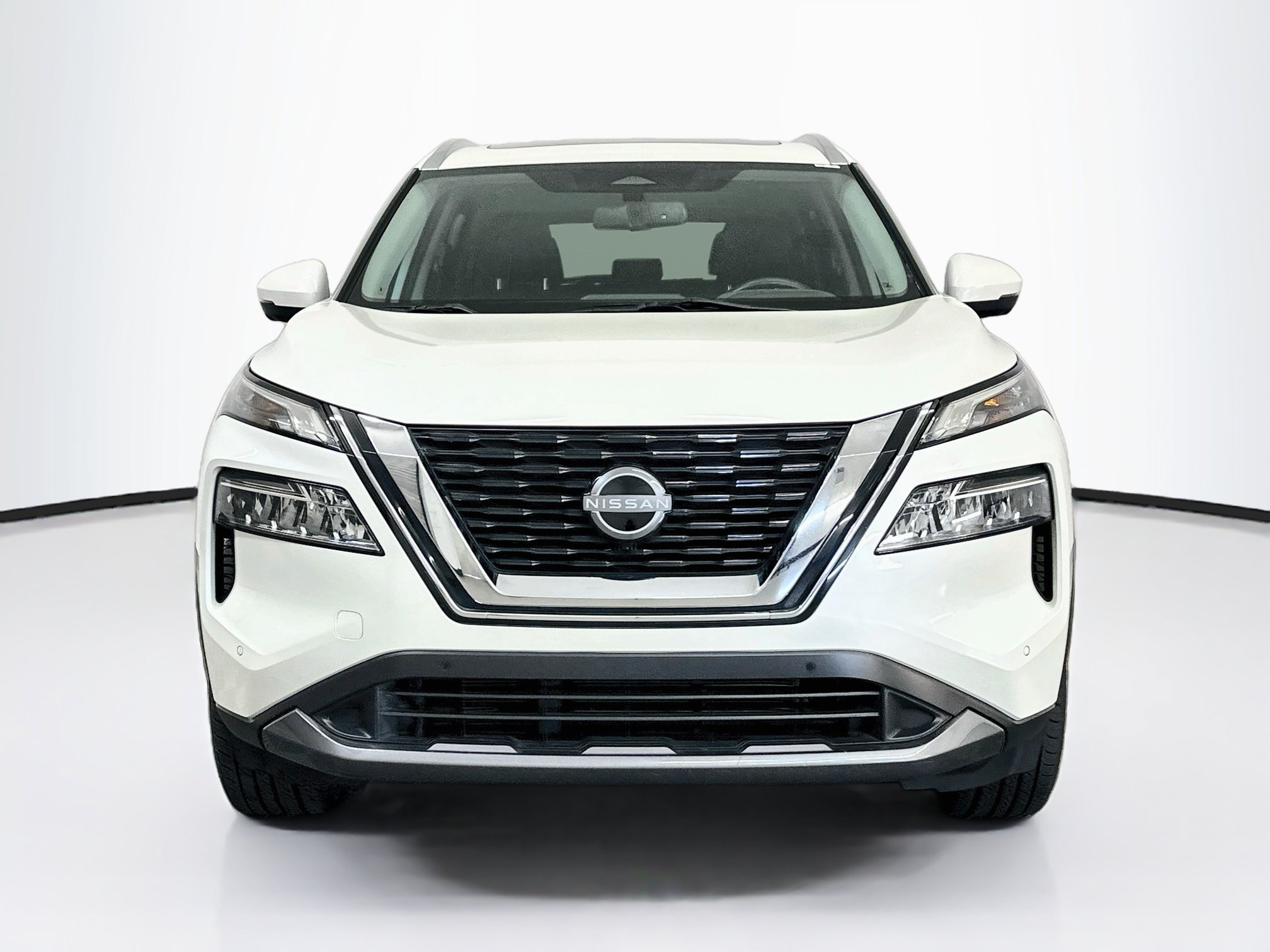 Used 2023 Nissan Rogue SL w/ SL Premium Package AWD/4WD image 2
