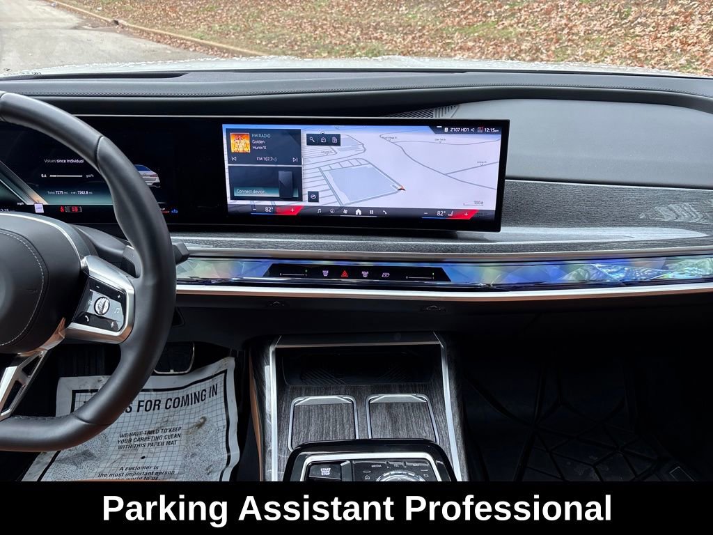 Used 2025 BMW 740i xDrive image 21