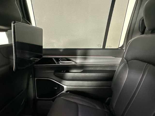 New 2026 Jeep Grand Wagoneer L Limited AWD/4WD image 16