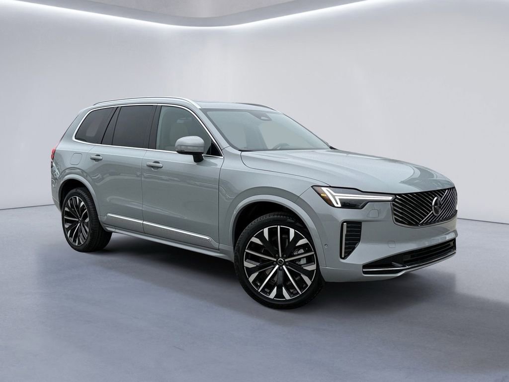 New 2026 Volvo XC90 B6 Plus w/ Protection Package Premier image 2