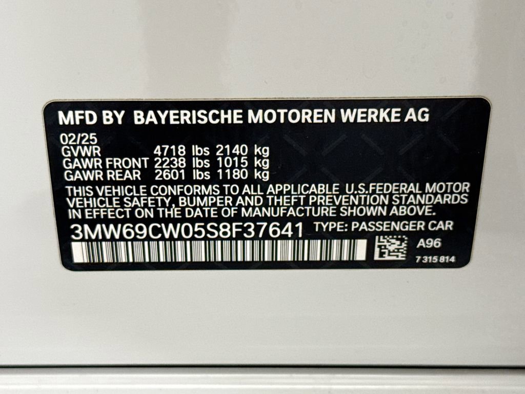 Used 2025 BMW 330i Sedan w/ Premium Package RWD image 34