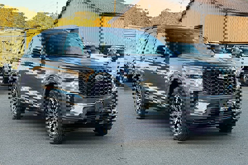New 2025 Ford Explorer ST-Line