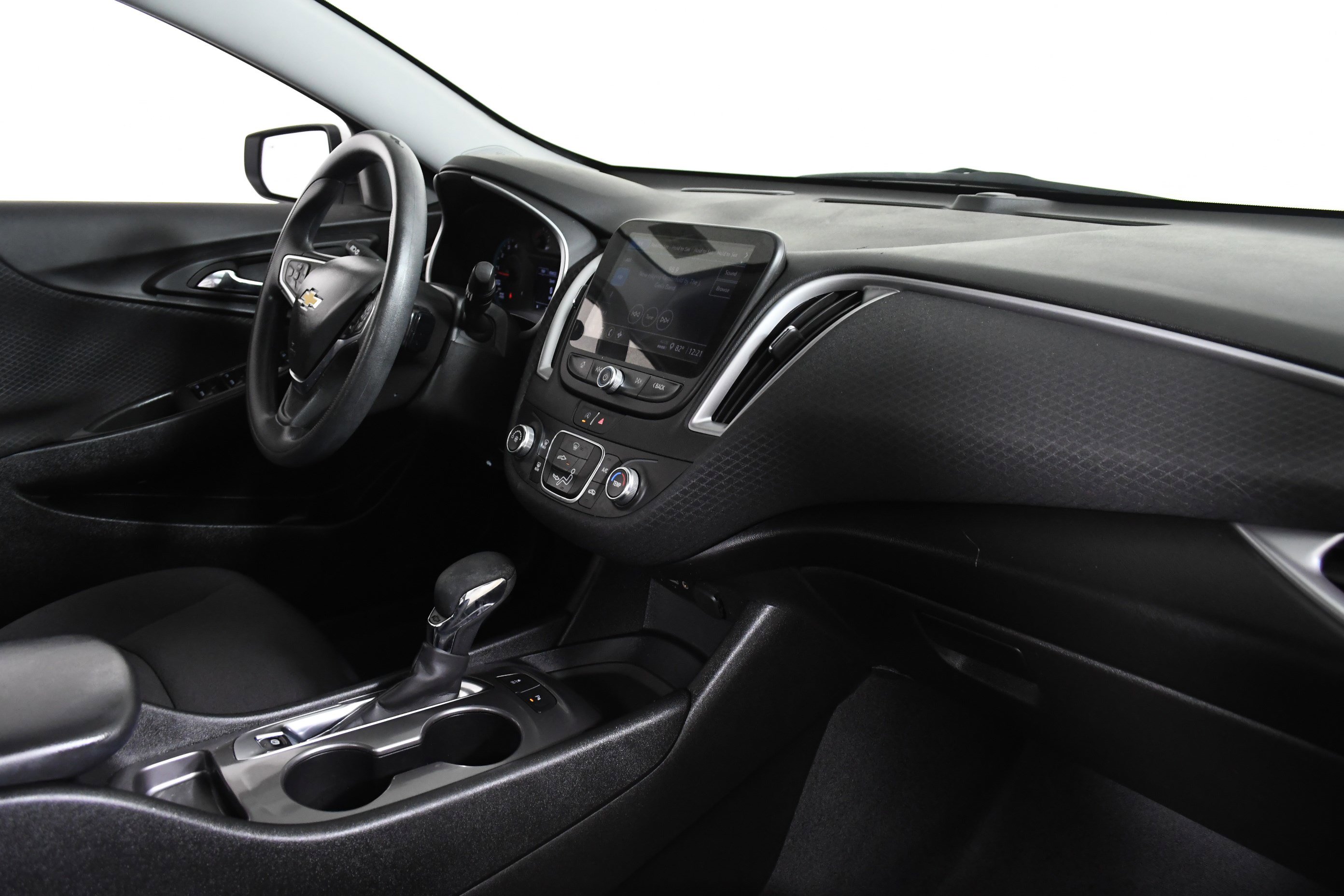 Used 2024 Chevrolet Malibu LS w/ Driver Confidence Package image 27