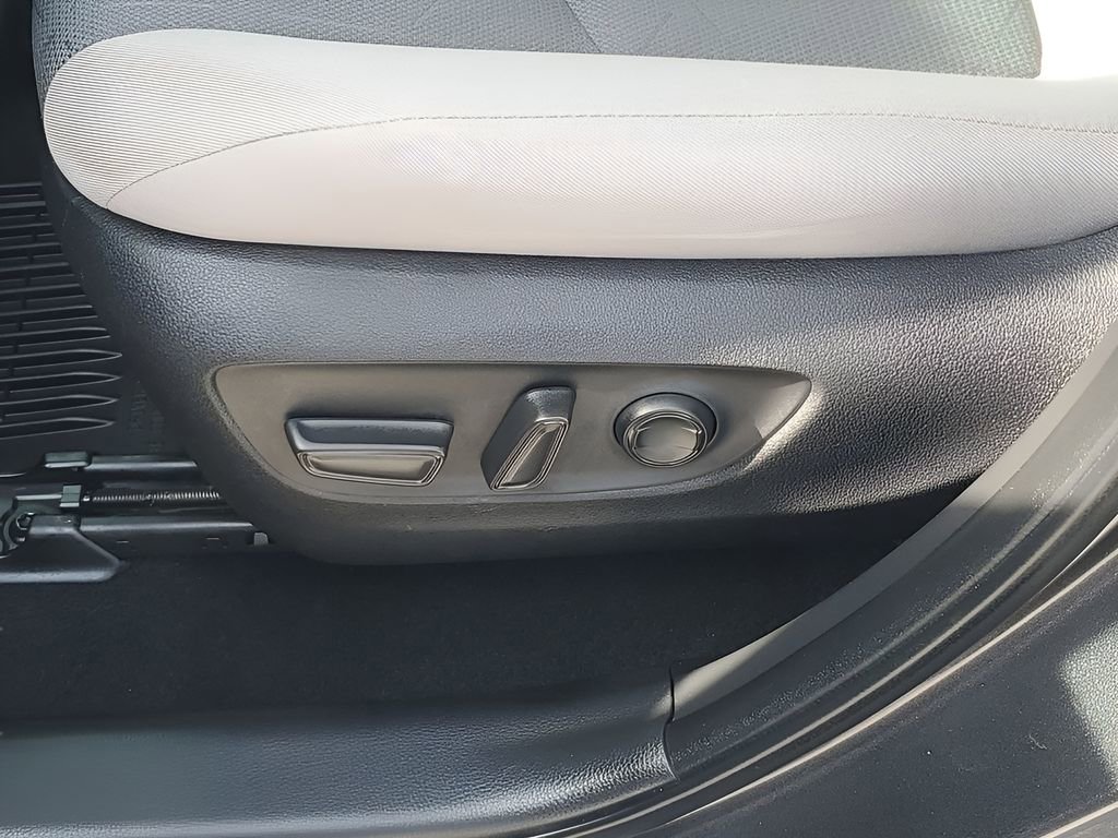 Certified 2024 Toyota RAV4 XLE image 29