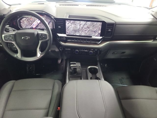 Used 2026 Chevrolet Silverado 1500 LT Trail Boss w/ Convenience Package II AWD/4WD image 27