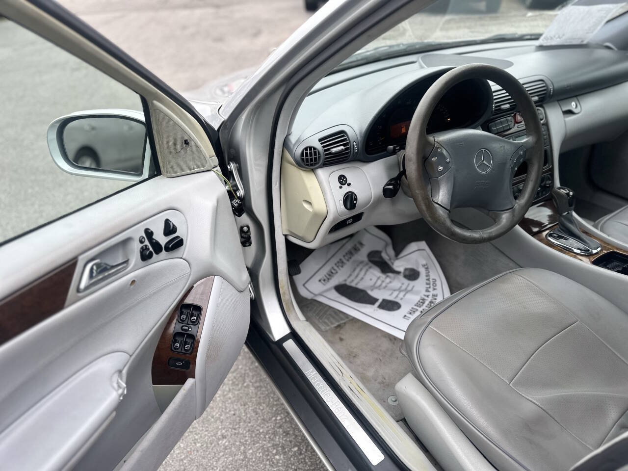 Used 2002 Mercedes-Benz C 320 Sedan image 9