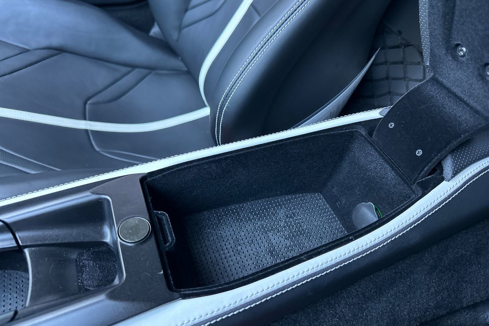 Used 2018 Ferrari 812 Superfast RWD image 25