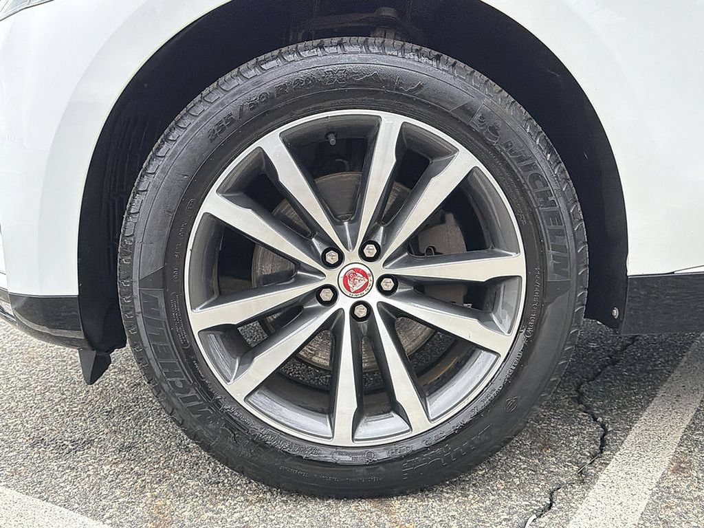Used 2022 Jaguar F-PACE S AWD/4WD image 16