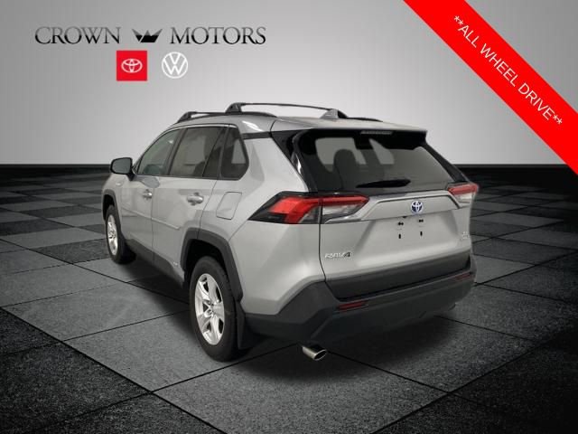 Used 2020 Toyota RAV4 XLE w/ Convenience Package image 4