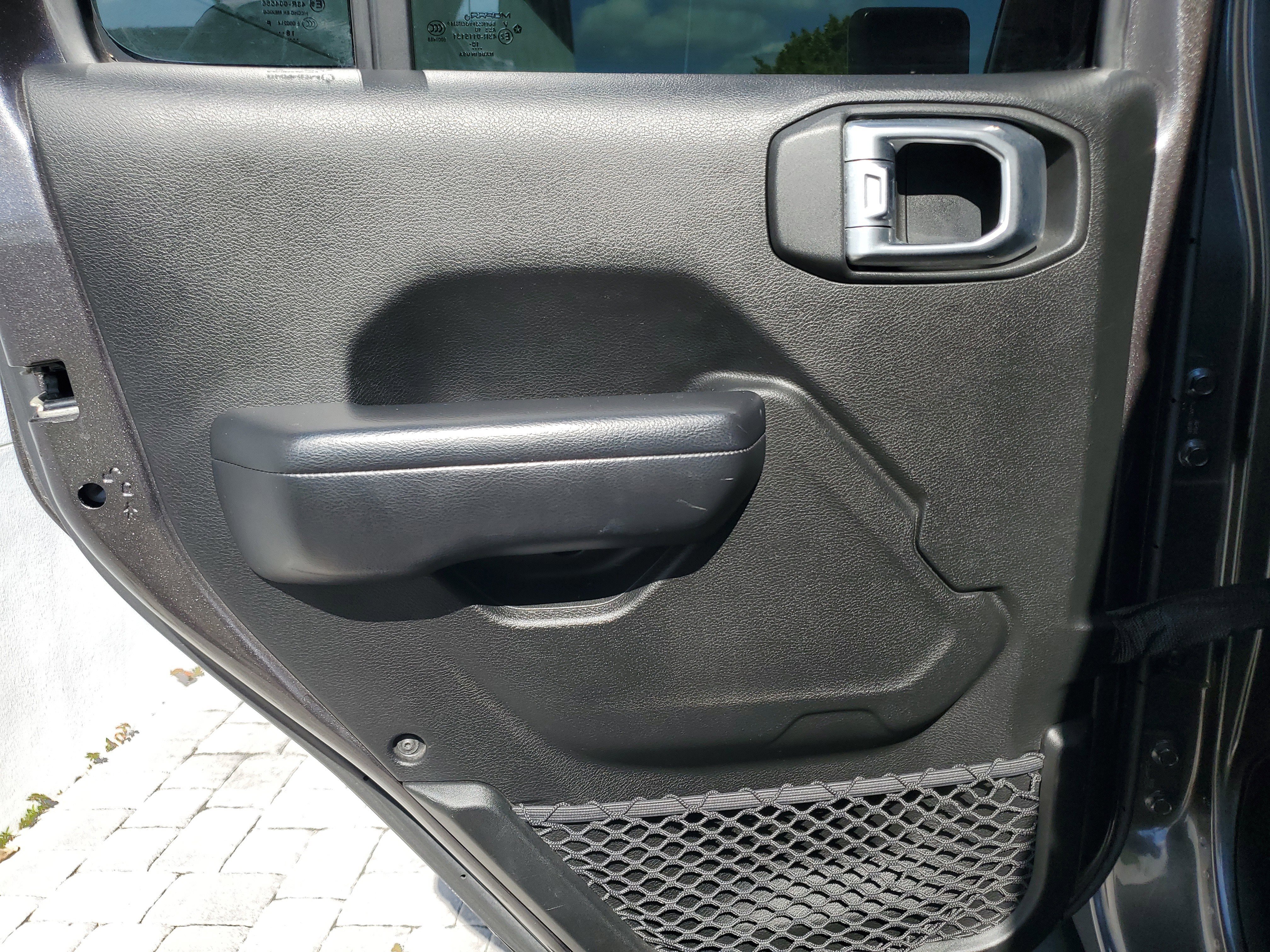 Used 2019 Jeep Wrangler Unlimited Sport S image 11