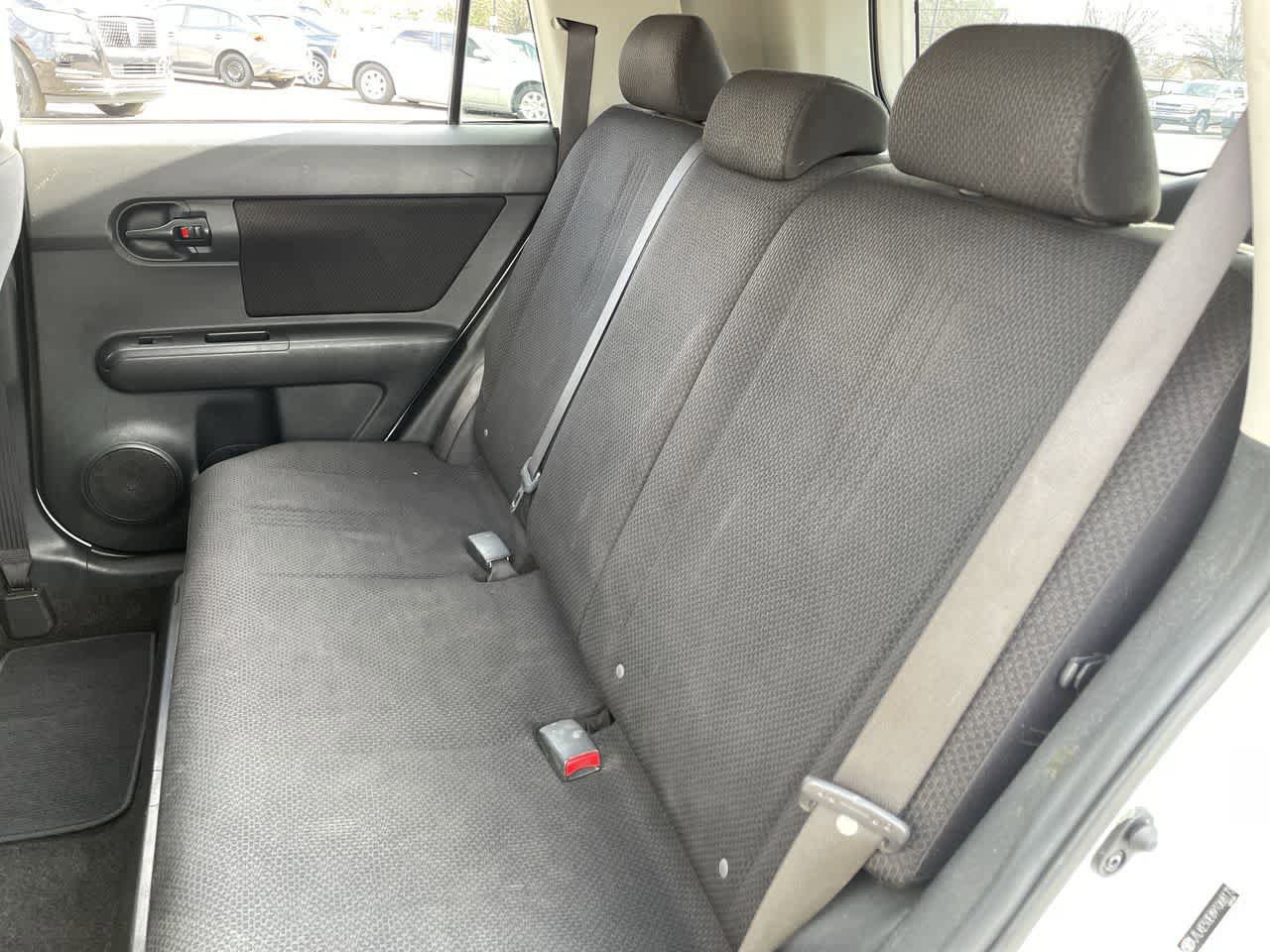 Used 2009 Scion xB FWD image 18