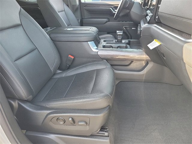 Used 2022 Chevrolet Silverado 1500 LTZ w/ LTZ Convenience Package II image 17