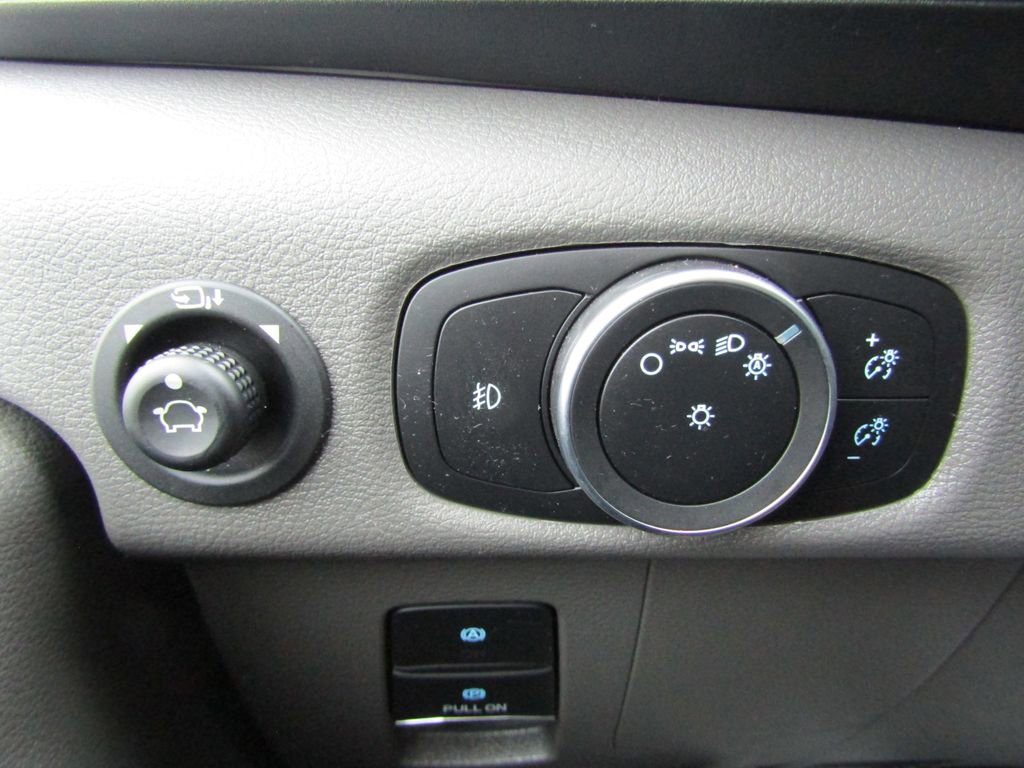 Used 2024 Ford E-Transit Low Roof image 20