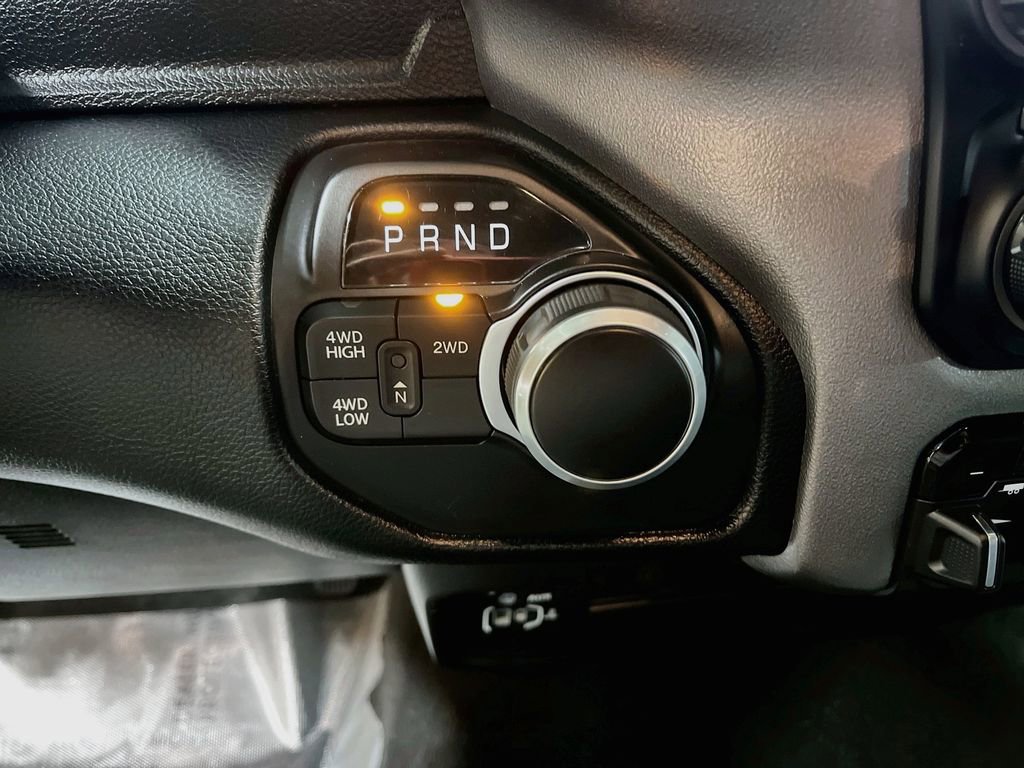 Used 2024 RAM 2500 Big Horn AWD/4WD image 16