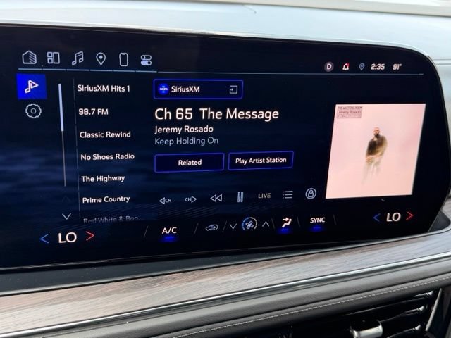 Used 2025 Chevrolet Tahoe LS RWD image 25