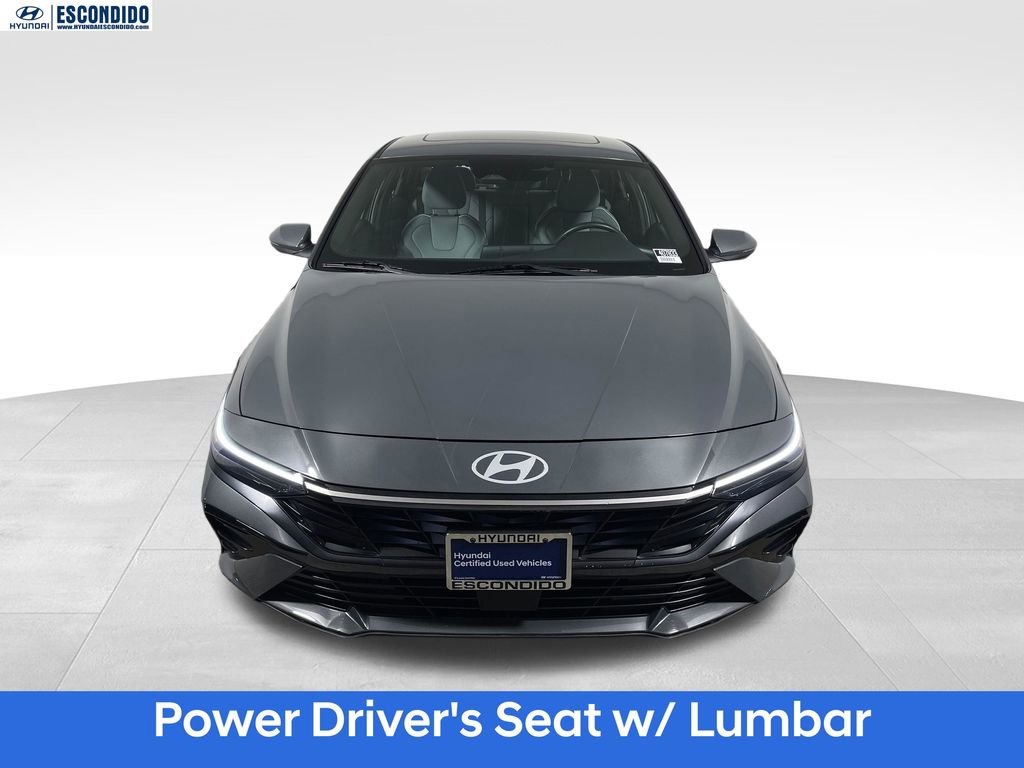 Certified 2025 Hyundai Elantra Limited FWD image 8