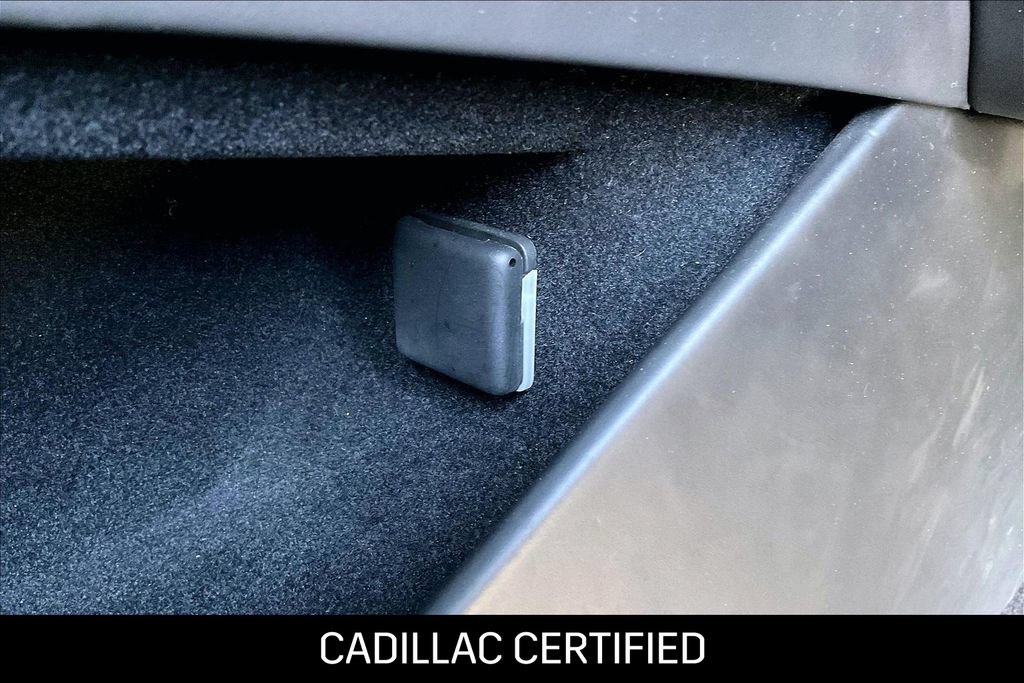 Certified 2024 Cadillac Escalade ESV V w/ Heavy-Duty Trailer Package AWD/4WD image 36