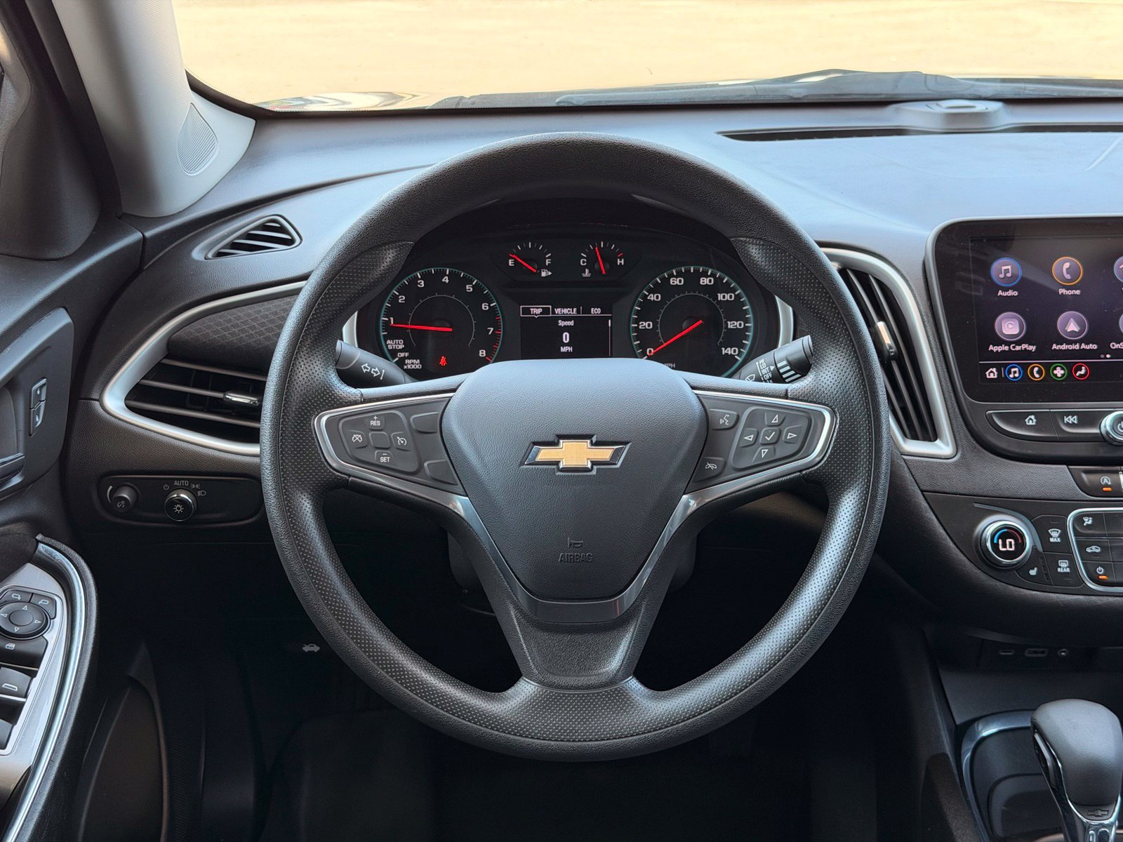 Used 2022 Chevrolet Malibu LT FWD image 26