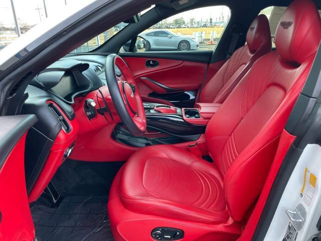 Used 2023 Aston Martin DBX AWD/4WD image 28