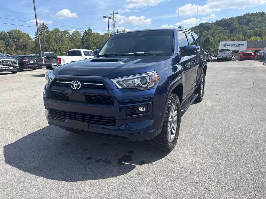 Used 2022 Toyota 4Runner TRD Sport w/ Technology Package AWD/4WD image 4