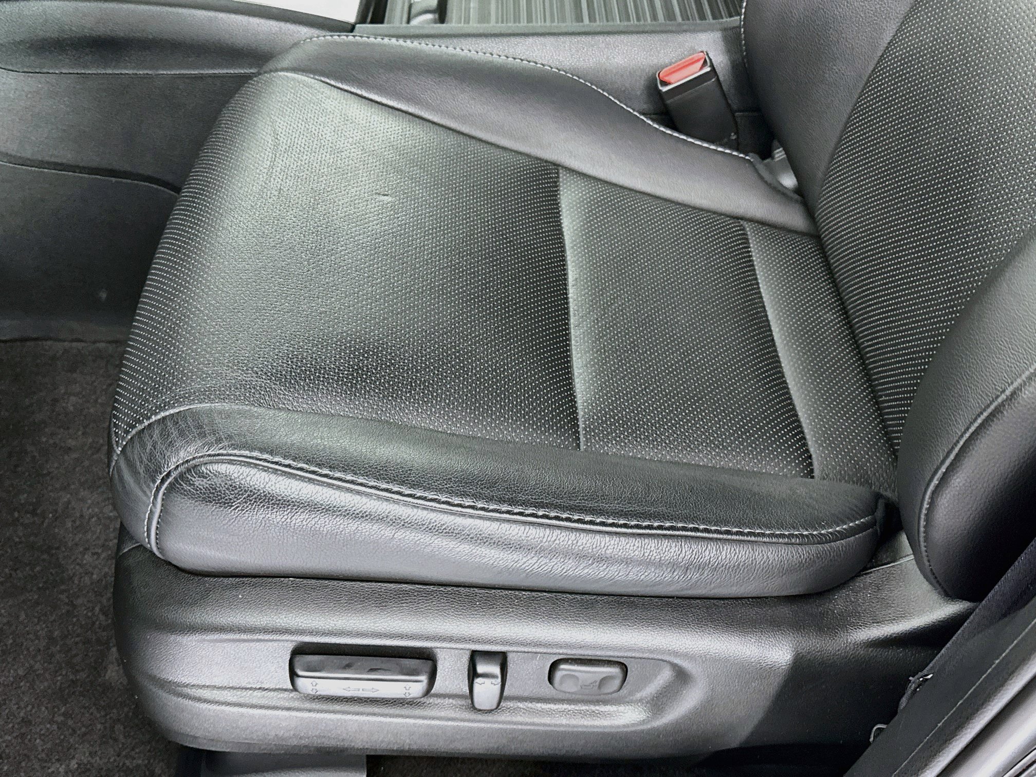Certified 2023 Honda Passport EX-L image 18