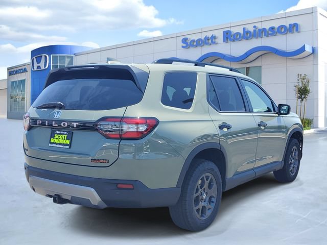 New 2026 Honda Pilot TrailSport image 4