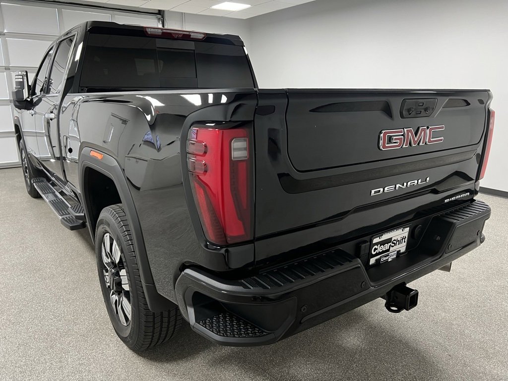 Used 2024 GMC Sierra 3500 Denali w/ Denali Reserve Package image 10