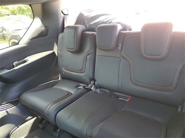New 2025 Nissan Armada SL w/ Captain's Chari Seat Package image 29