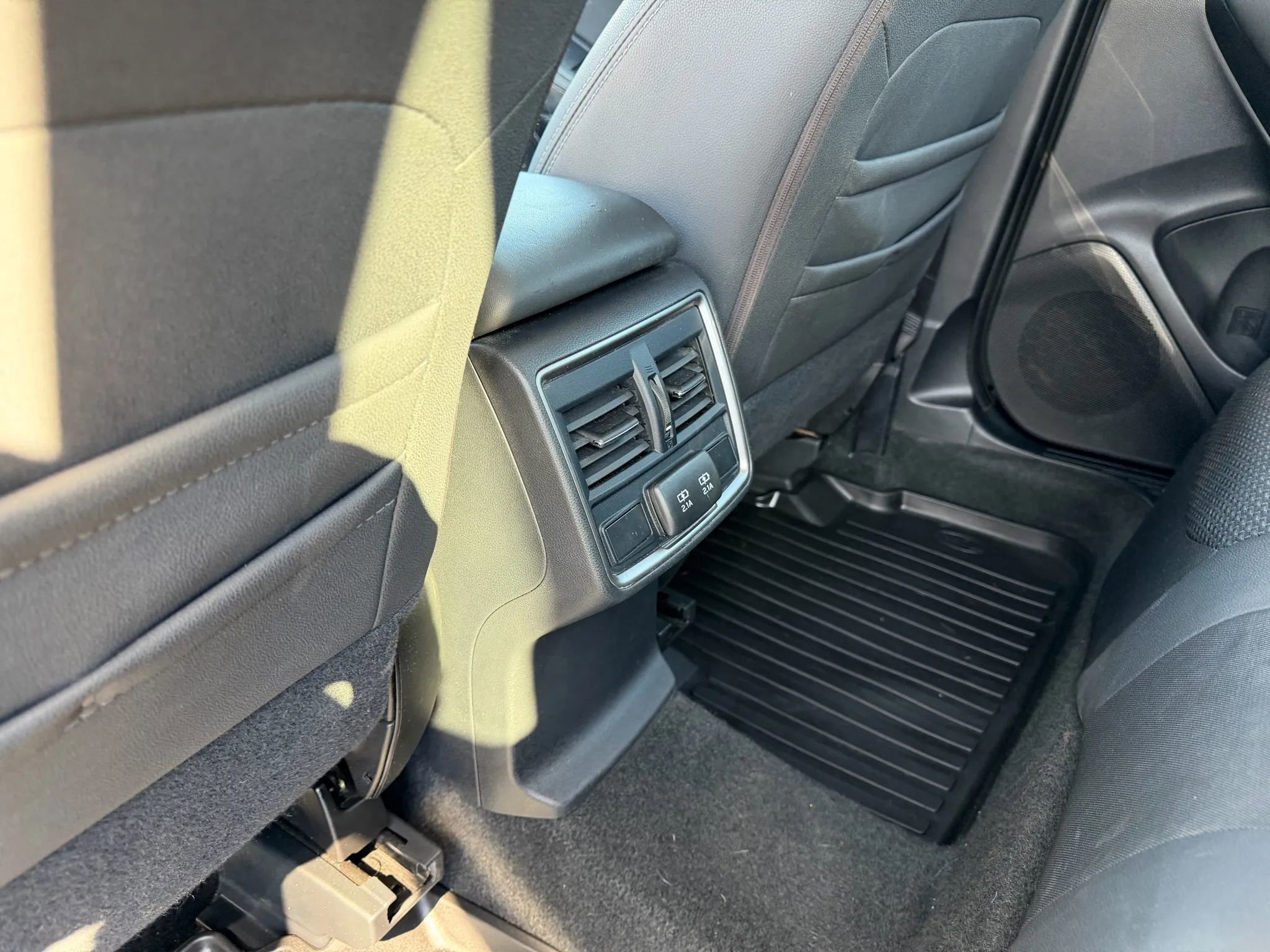 Used 2019 Subaru Forester Premium image 14